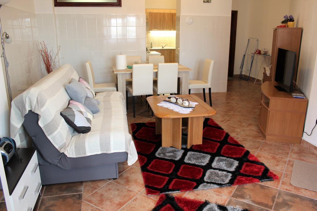 Apartment Mis Floura Rijeka Buitenkant foto