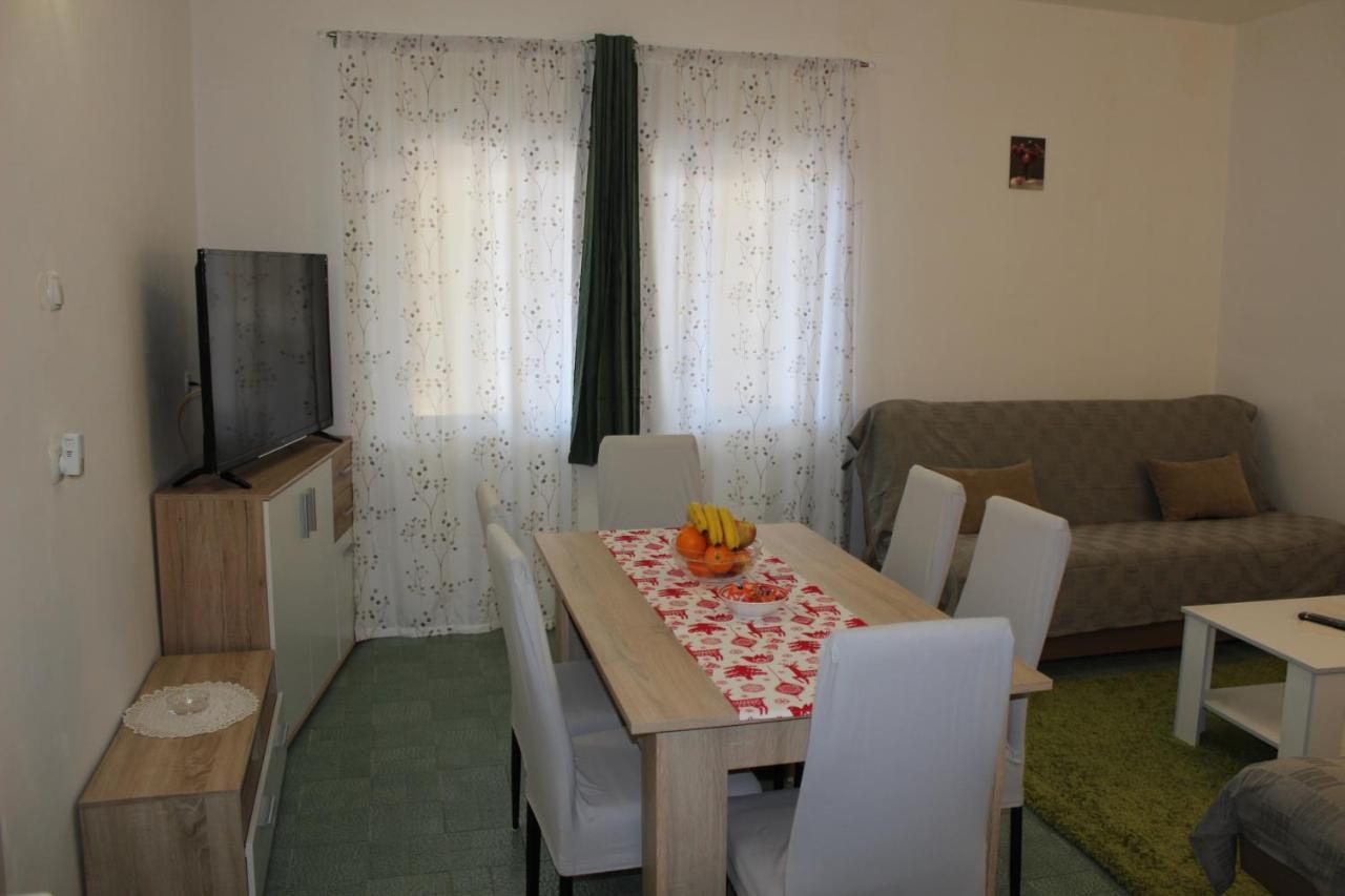 Apartment Mis Floura Rijeka Buitenkant foto